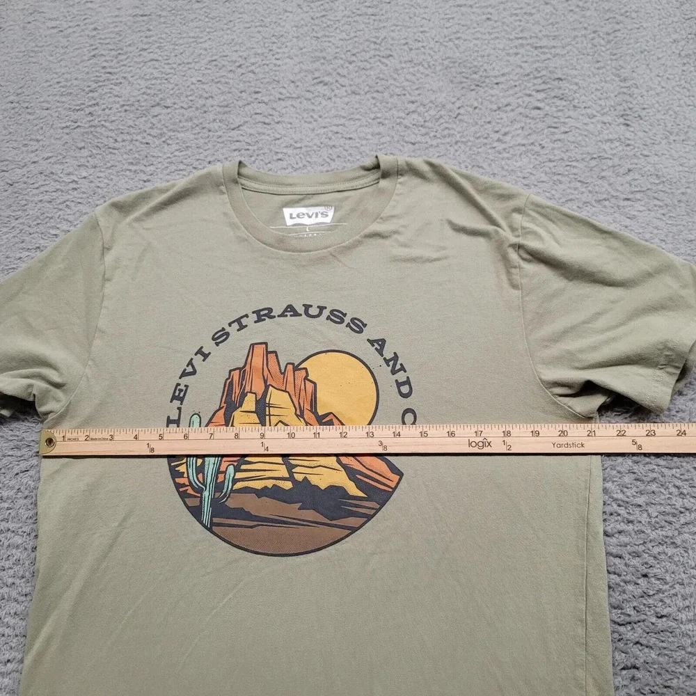 Levi's Shirt Mens Large Green Desert Plains‎ Graphic Outdoors Casual Spellout